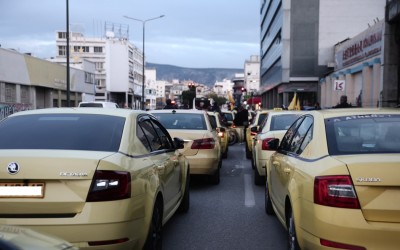 Αθήνα: Ποιοι δρόμοι κλείνουν από την απεργία Ταξί