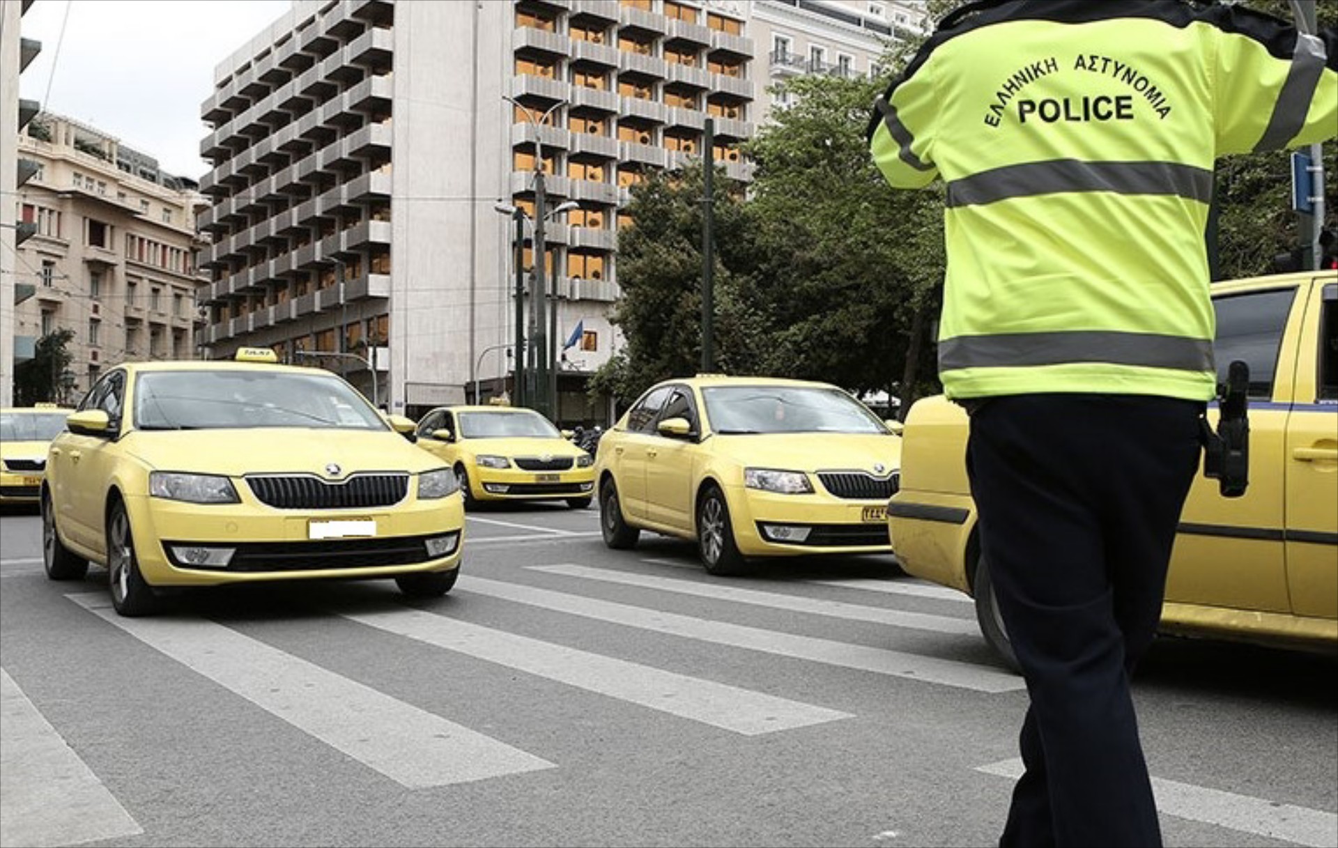 Αττική: Χειροπέδες σε 7 οδηγούς ταξί - Δείτε τι έκαναν και πού τους έπιασαν