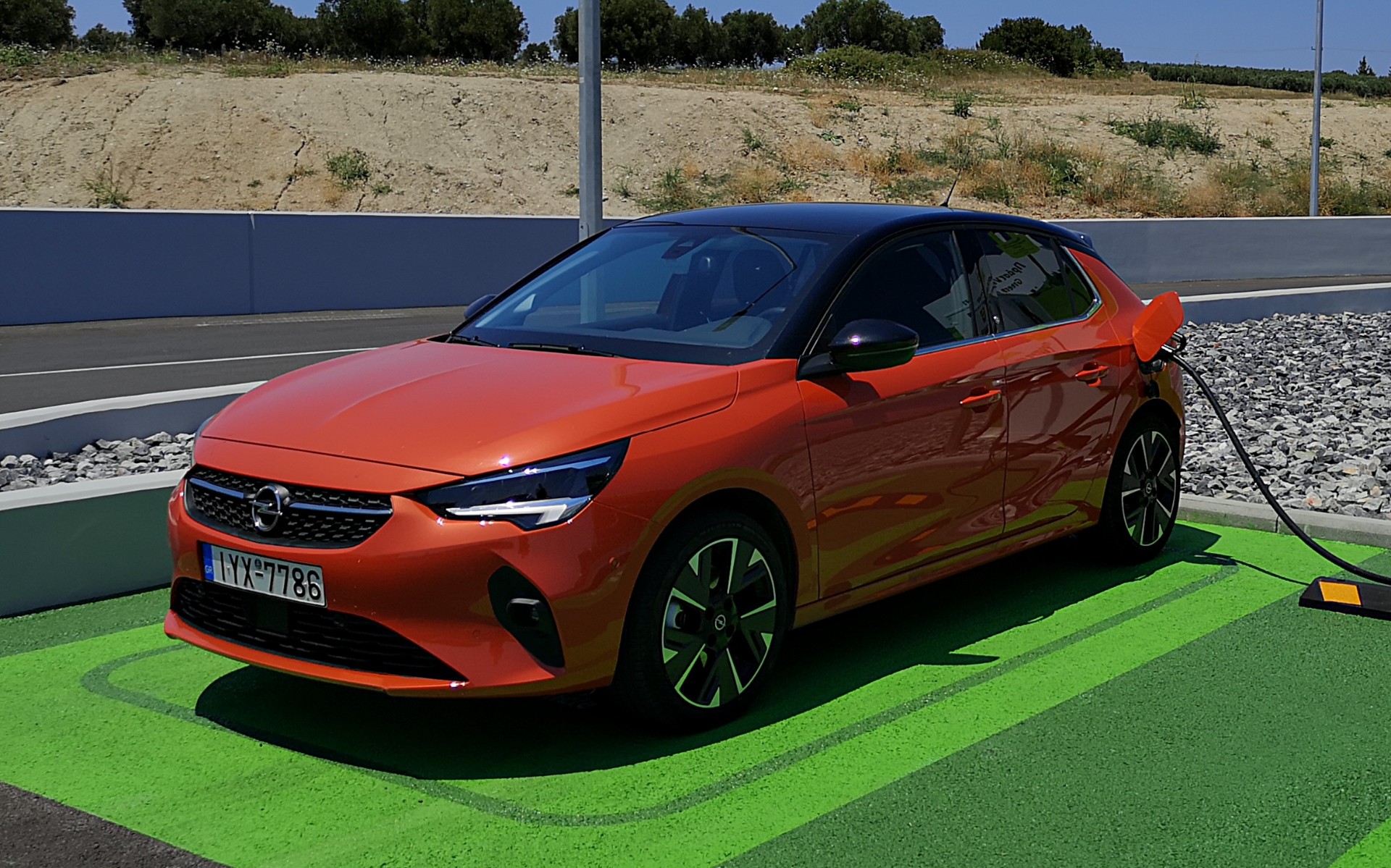 Opel: Κατάργησε την βενζίνη και το diesel! Σε ποια χώρα;