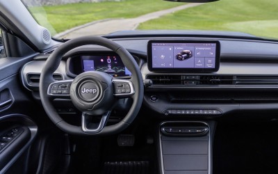 Το νέο υβριδικό Jeep που καίει 5 lt/100 km και έχει μηδενικά Τέλη – Τιμή