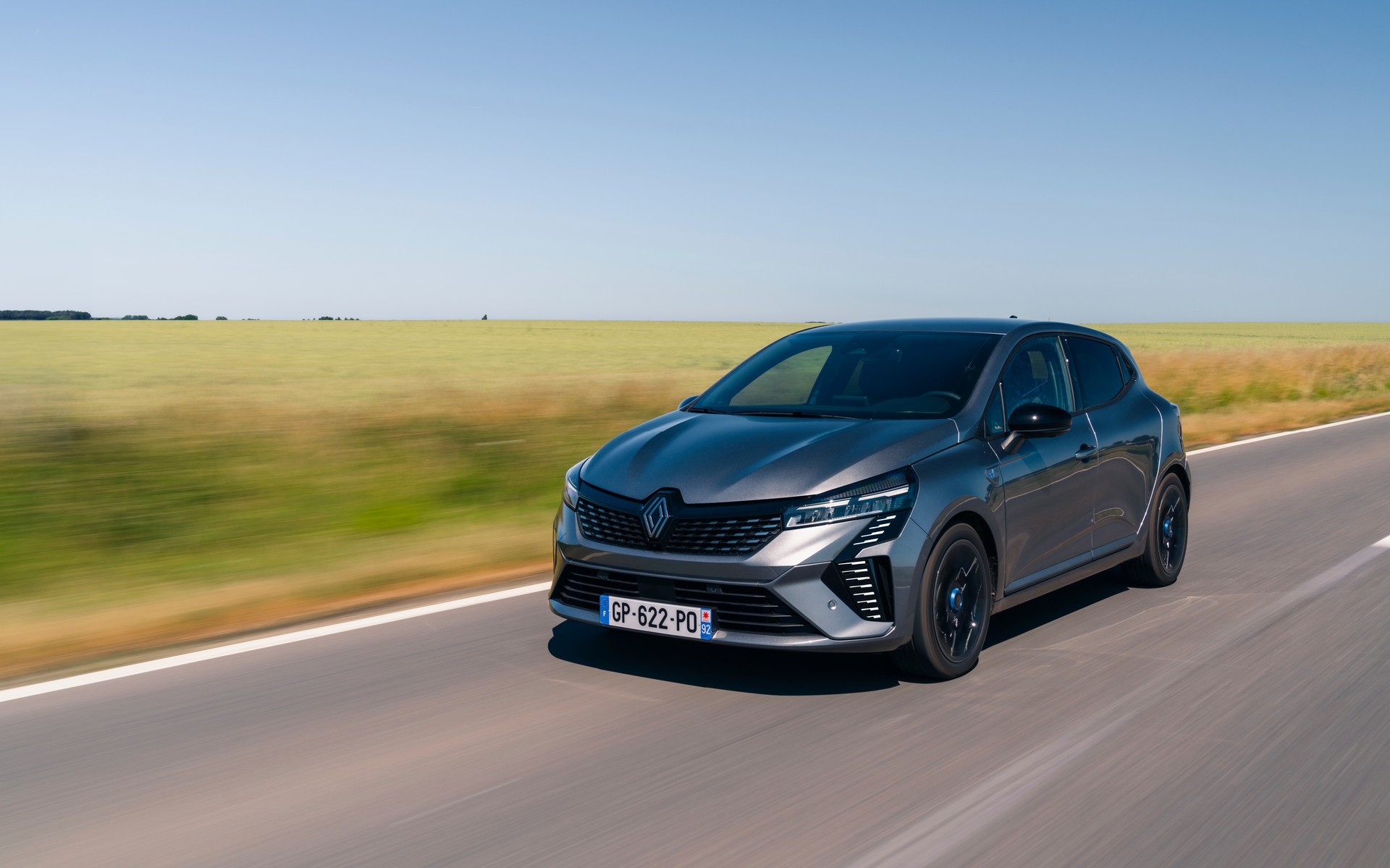 Νέο Renault Clio: Ποια έκδοση αγοράζεις από 158 ευρώ τον μήνα 