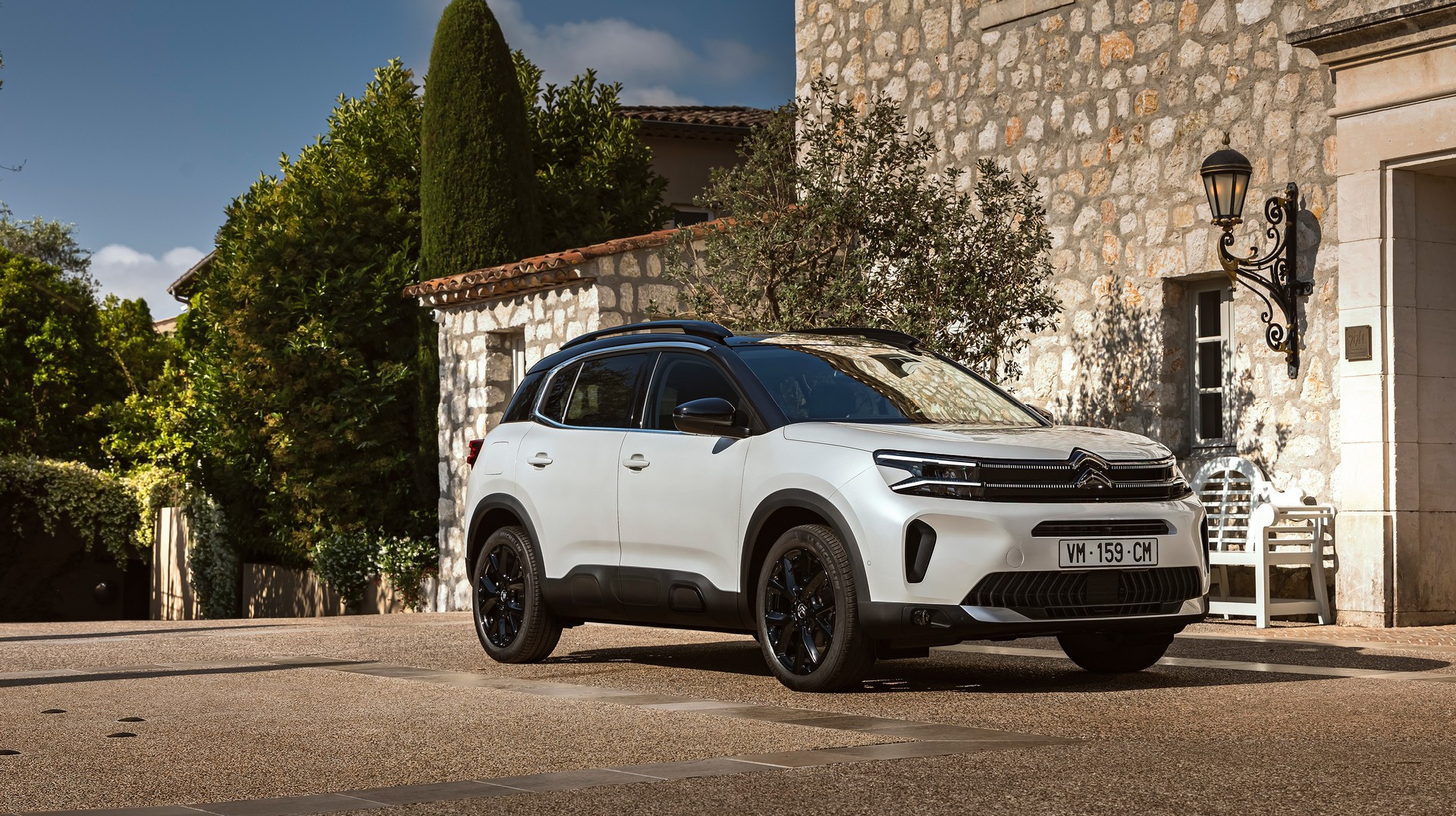 Citroen C5 Aircross Hybrid 136: Τα 5 πράγματα που πρέπει να γνωρίζεις