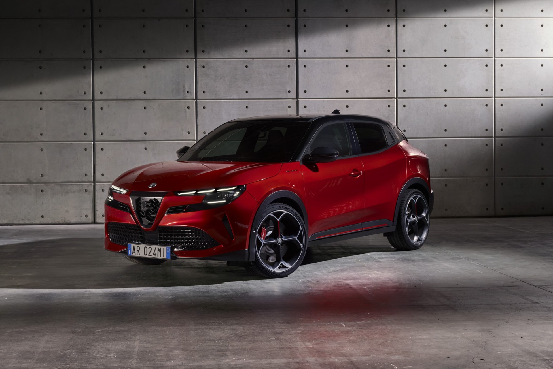 Η Alfa Romeo Milano αλλάζει όνομα – Θα λέγεται Alfa Romeo Junior 