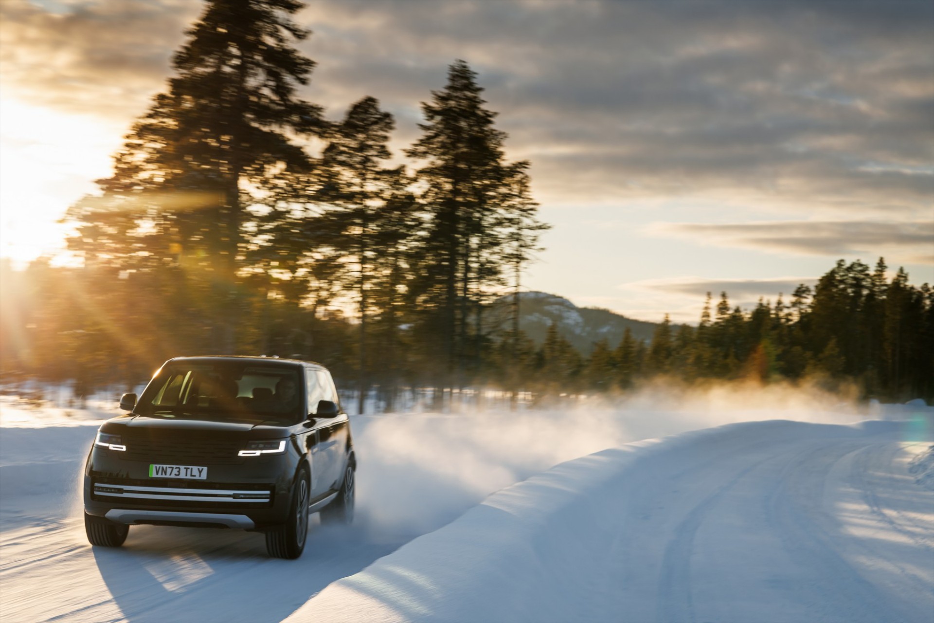 Έρχεται το νέο Range Rover Electric – Τι πρέπει να γνωρίζετε