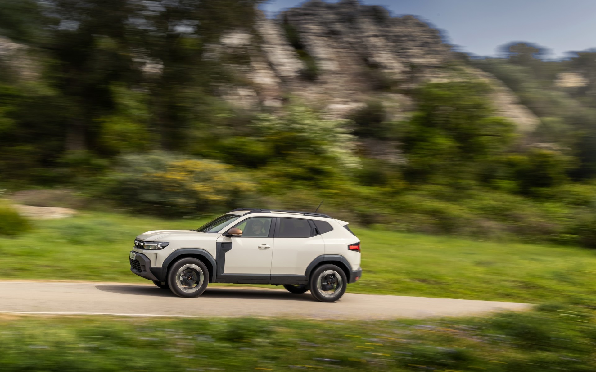 Έρχεται ο αντίπαλος του Dacia Duster - Ποια μάρκα θα τον φέρει;