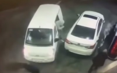 Ο πιο έξυπνος οδηγός – Δείτε πως γλύτωσε από 4 κλέφτες [video] 