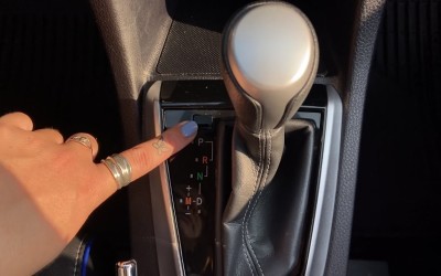 Το κουμπί στο αυτοκίνητo που δεν γνωρίζεις - Δες τι κάνει [Video]