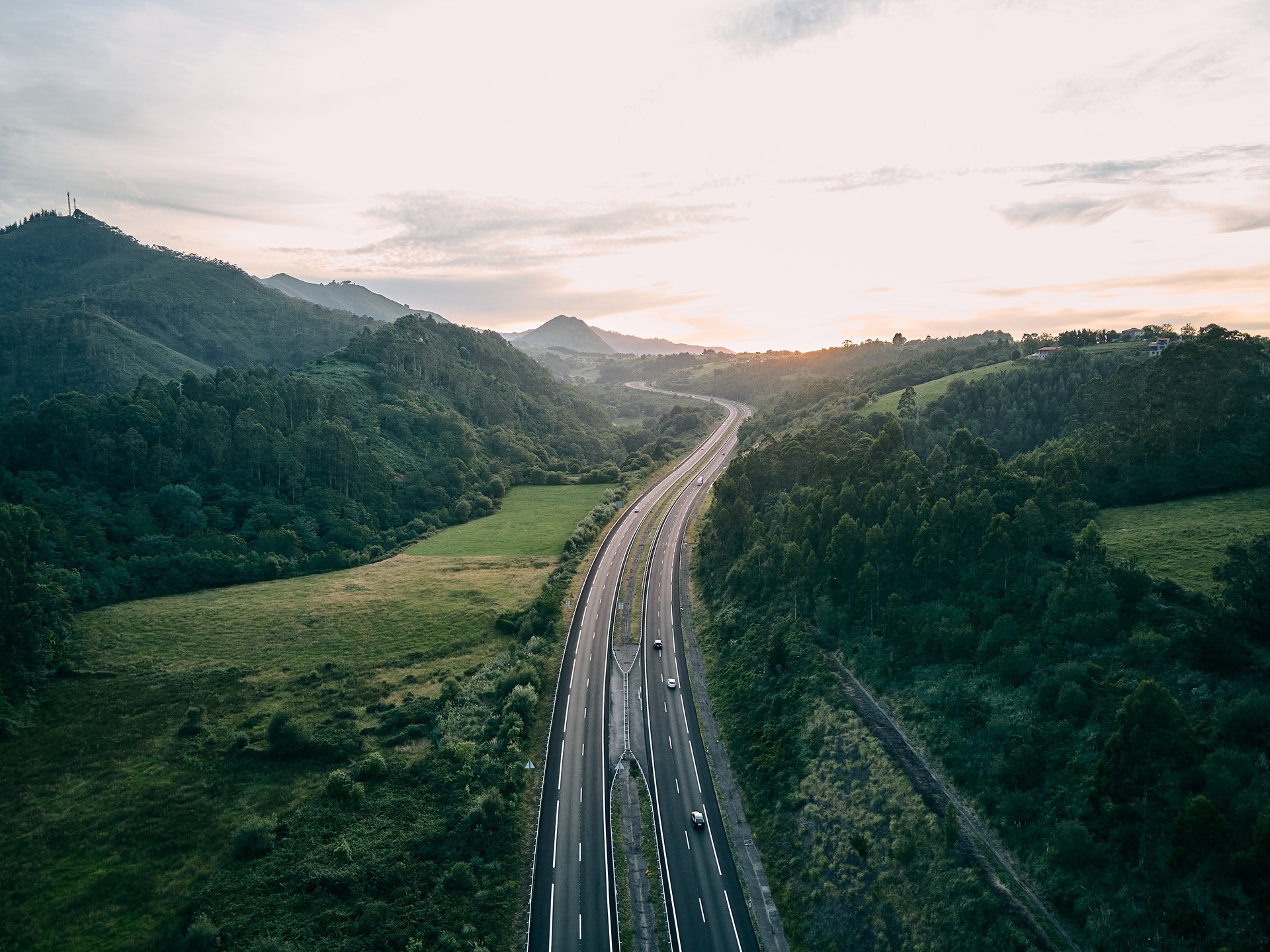 O μεγαλύτερος δρόμος της Ευρώπης - Έχει μήκος 8.000 km