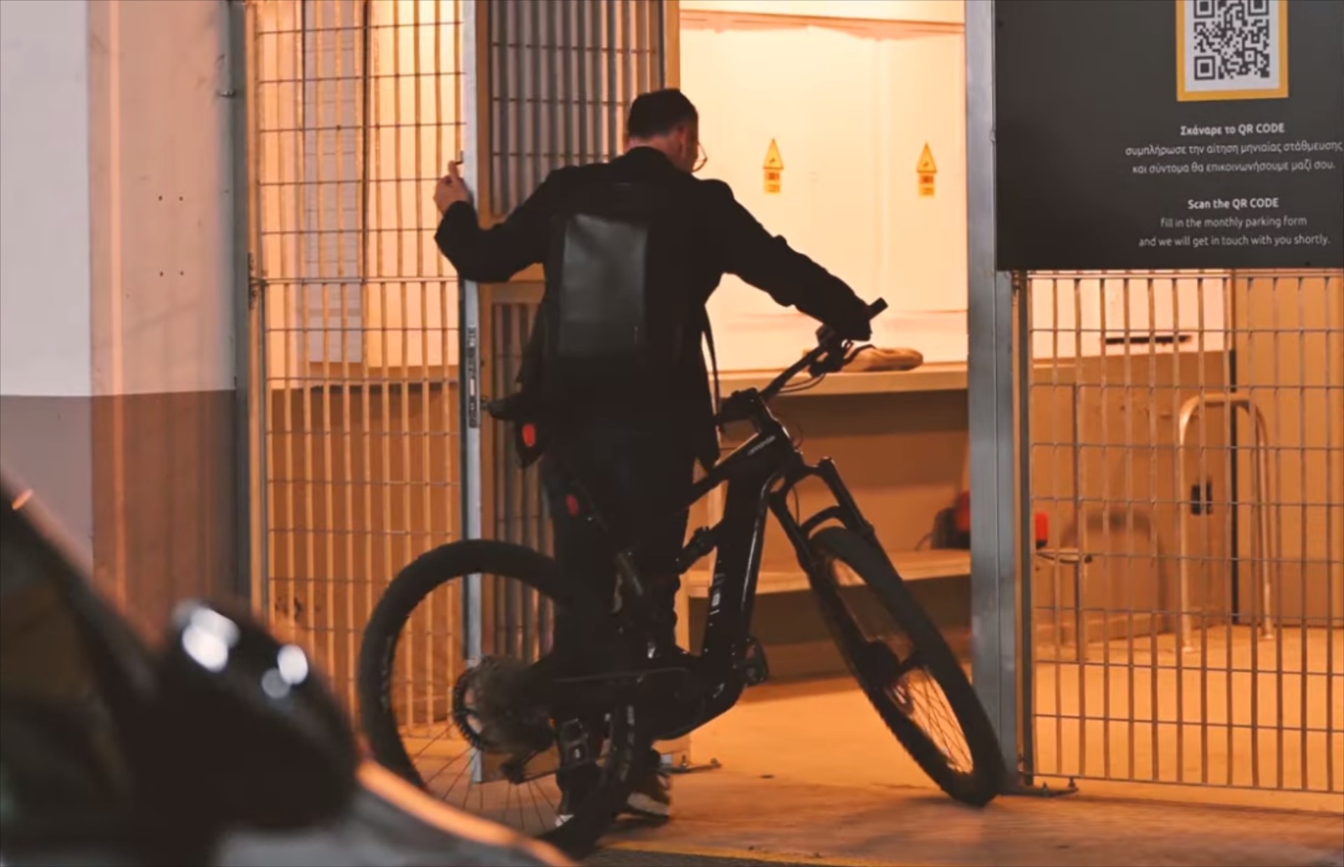 Το πρώτο κλειστό πάρκινγκ ποδηλάτων της Αθήνας – Κοστίζει 0,83 ευρώ την ημέρα [video]