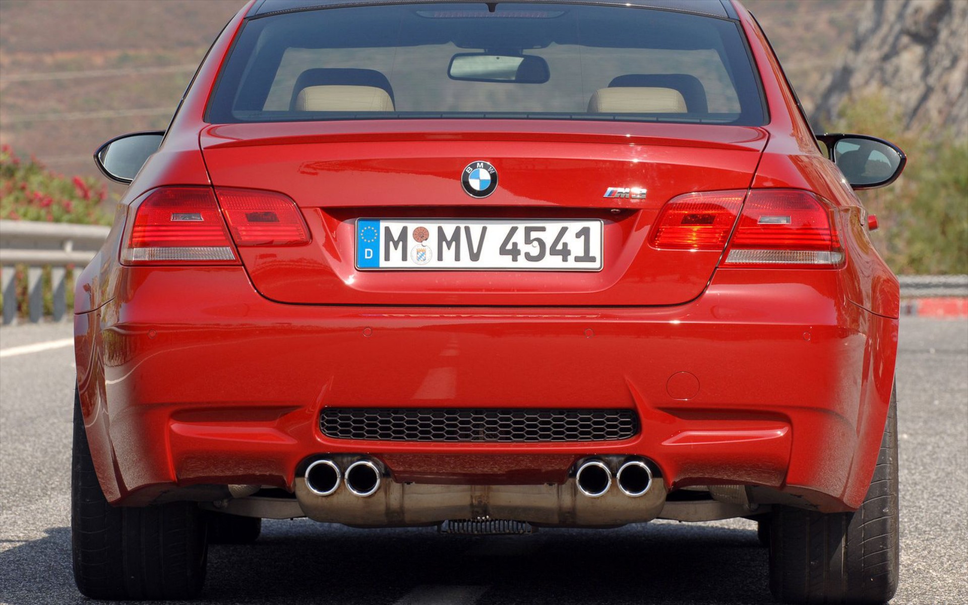 Γιατί η εξάτμιση του αυτοκινήτου βρίσκεται πάντα πίσω; 