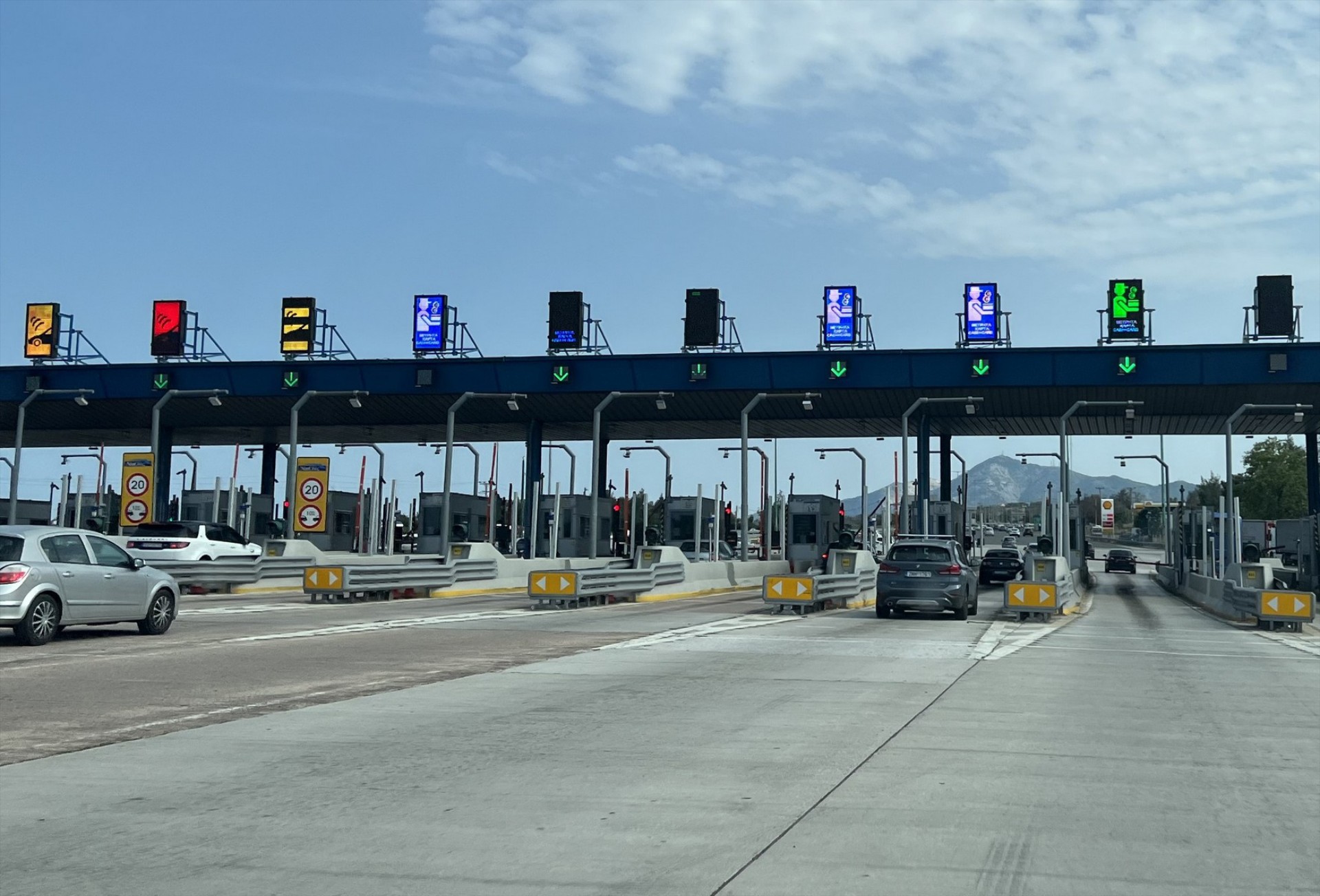 Ελλάδα: Ο δρόμος των 202 km με τα 5 διόδια – Πληρώνεις 12,60 ευρώ