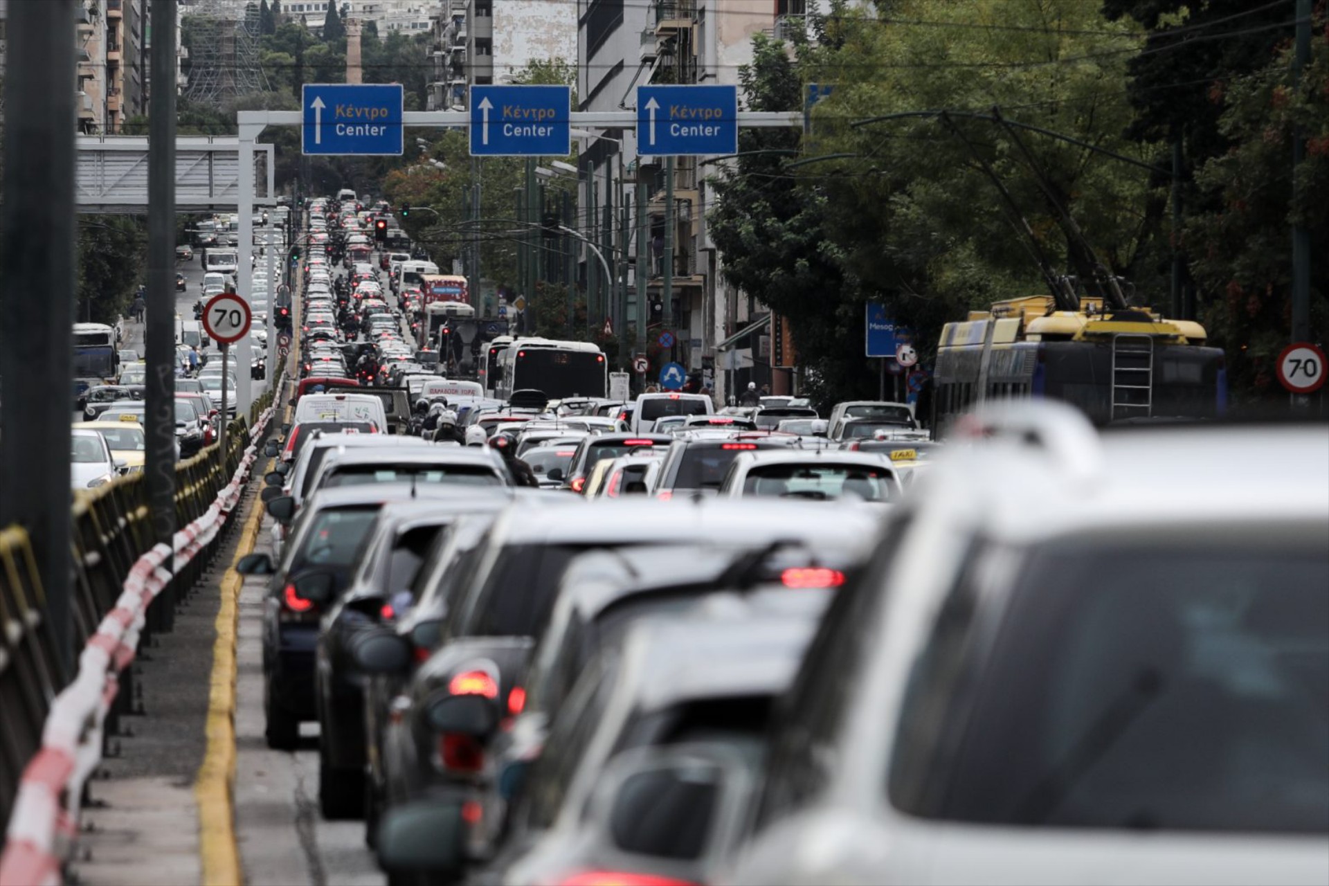 Ο νέος τρόπος που σε πιάνουν οι αρχές - Τι πρέπει να έχει υποχρεωτικά κάθε αυτοκίνητο