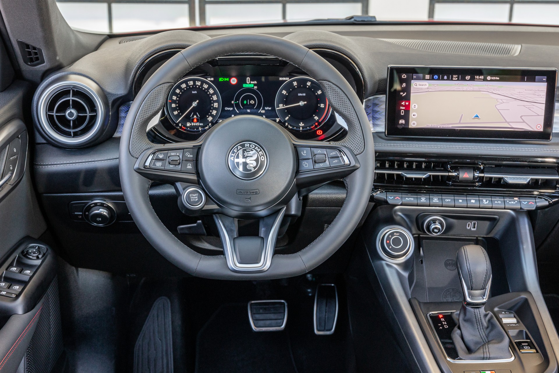 Το οικογενειακό SUV της Alfa Romeo που παίρνεις με μόλις 295 ευρώ/μήνα
