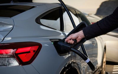 Τα 10 ηλεκτρικά της Ελλάδας που φορτίζουν πιο γρήγορα