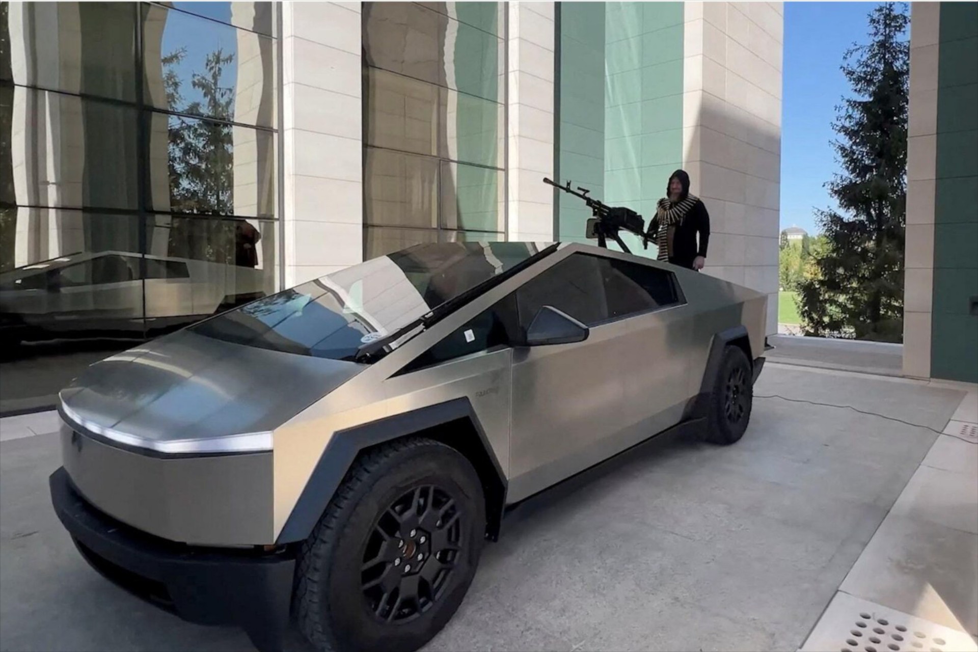 Ο Musk απενεργοποίησε εξ αποστάσεως ένα Cybertruck – Προέδρου φιλορωσικής χώρας 