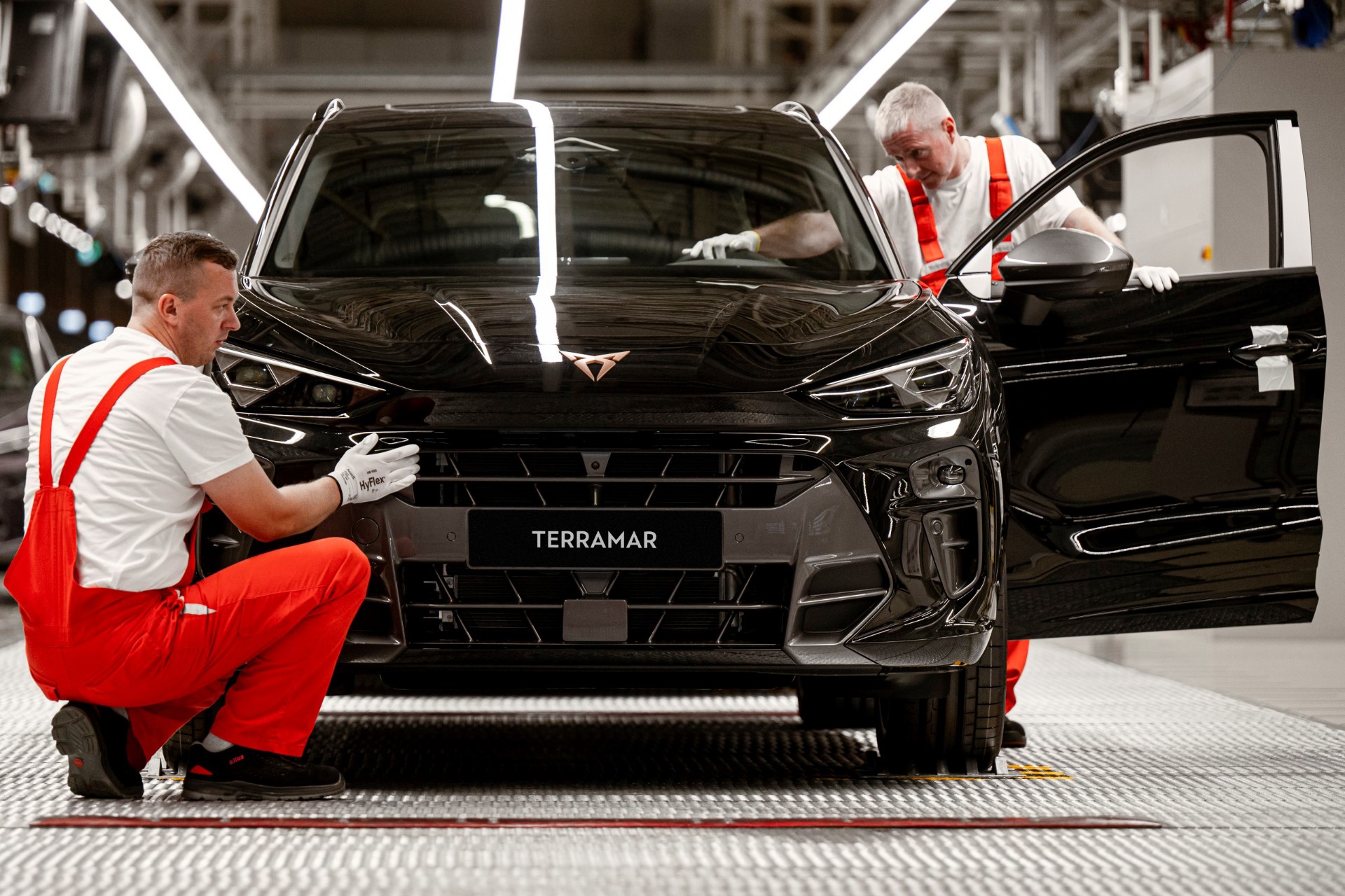 To νέο Cupra κατασκευάζεται στο εργοστάσιο της Audi - Είναι το μεγαλύτερο του κόσμου