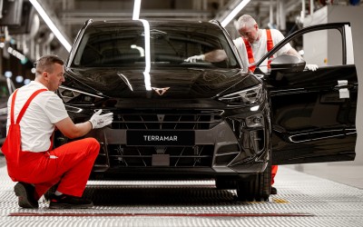 To νέο Cupra κατασκευάζεται στο εργοστάσιο της Audi - Είναι το μεγαλύτερο του κόσμου