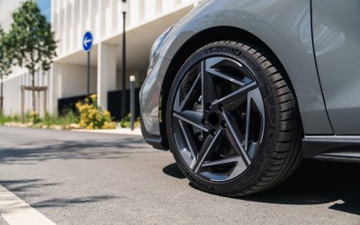 Το οικογενειακό που ξεπουλάει στην Ελλάδα - Κοστίζει 20.590 ευρώ