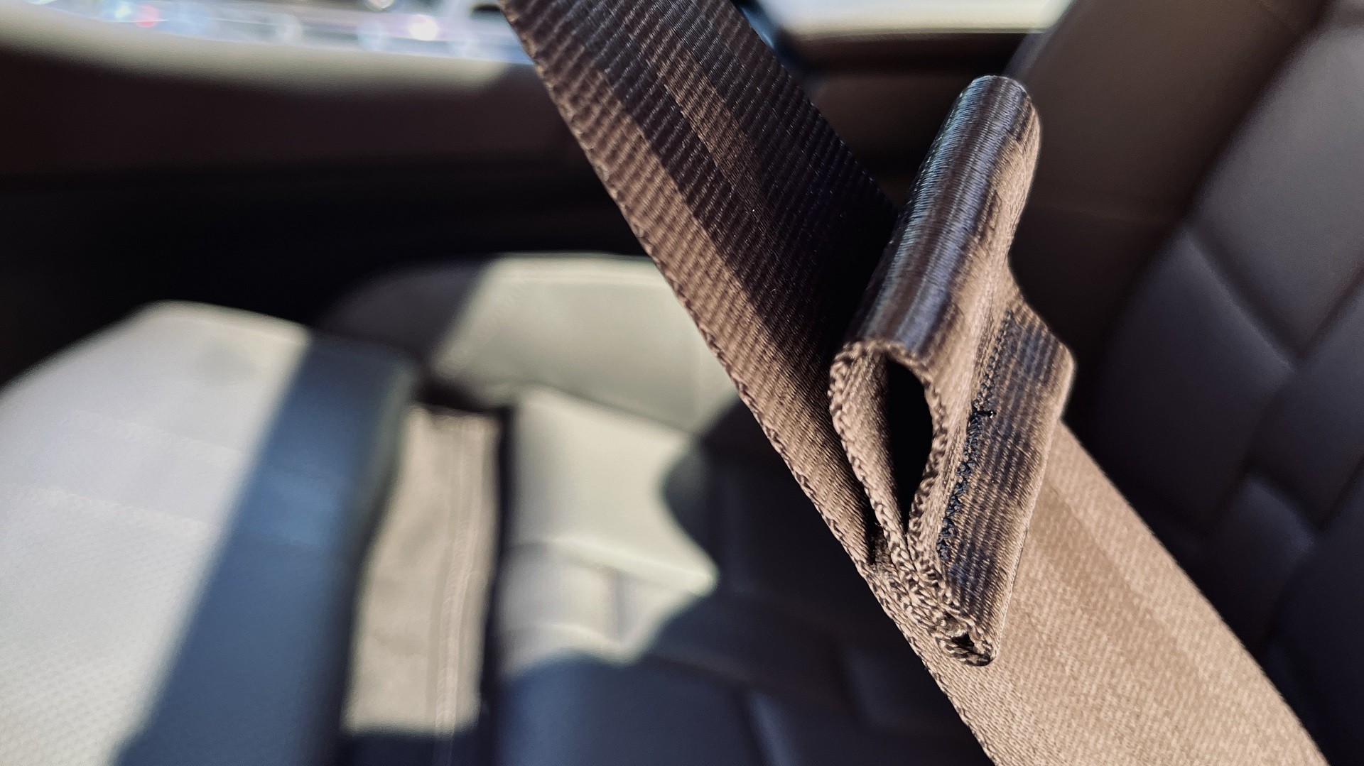 Γιατί η ζώνη ασφαλείας έχει θηλιά; Τι δεν γνωρίζουν οι οδηγοί;