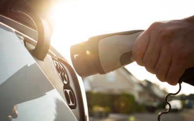 Ηλεκτρικά vs θερμικά – Τι επιλέγει η μεγαλύτερη εταιρεία leasing στην Ευρώπη;