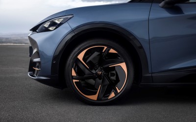 To SUV των 286 ίππων που καίει 3,12 ευρώ στα 100 km ήρθε στην Ελλάδα – Η τιμή του