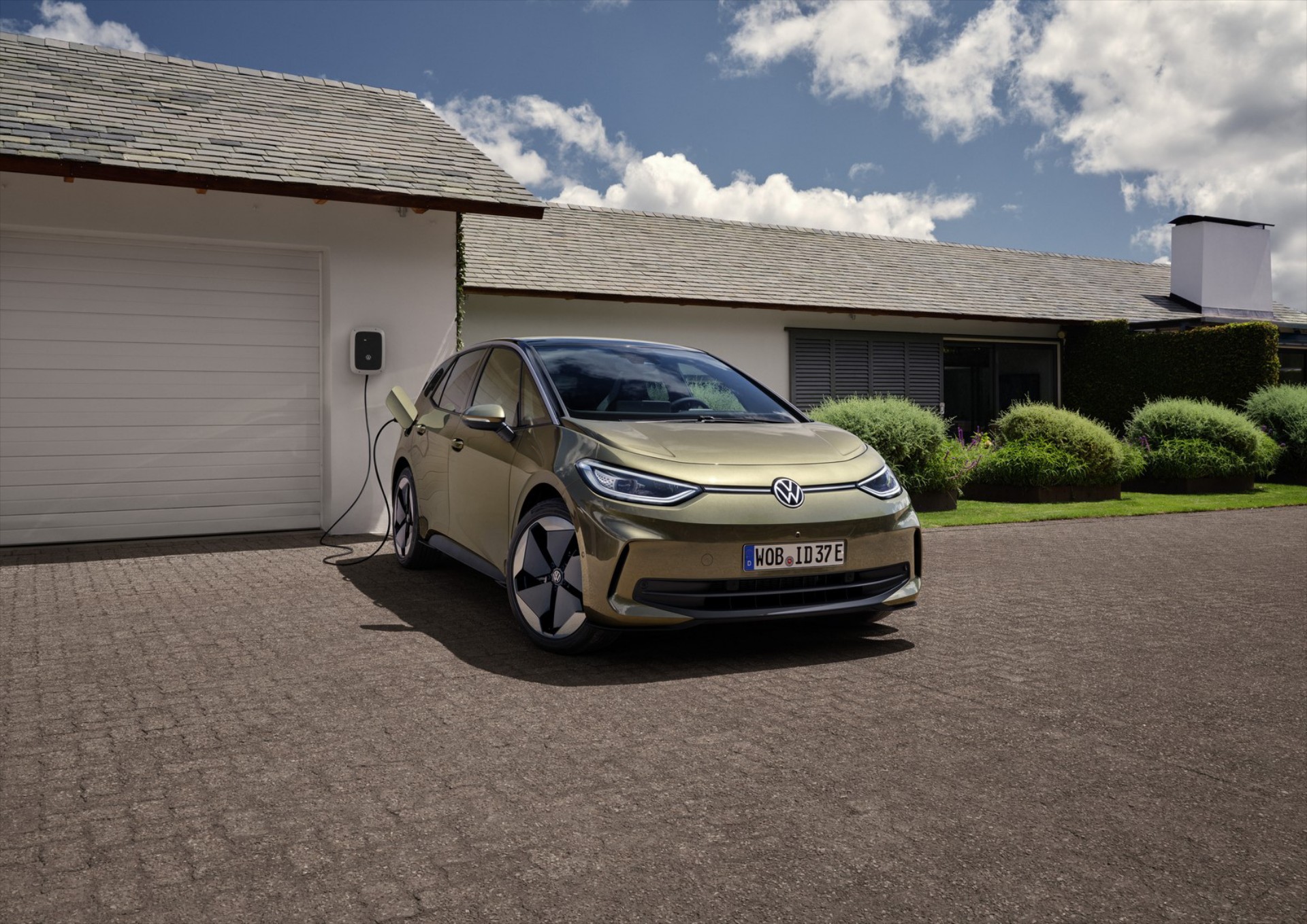 Volkswagen ID.3 με 25.000 ευρώ και δώρο Wallbox - Στην Ελλάδα