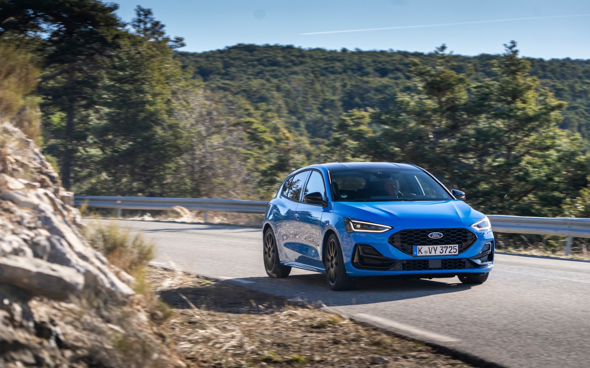 Ακόμη φθηνότερο το υβριδικό Ford των 125 ίππων στην Ελλάδα - Η νέα τιμή