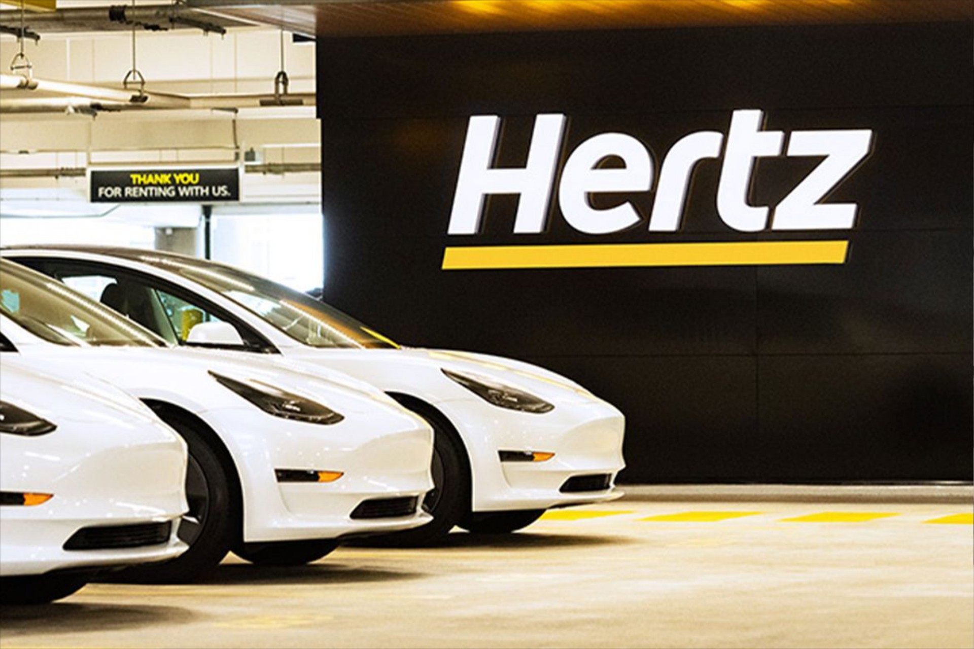 Το στοίχημα της Tesla για τη Hertz απέτυχε – Στο σφυρί ακόμα 30.000 ηλεκτρικά