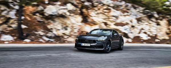 Δοκιμή Ford Mustang Dark Horse - Το μαγικό 7