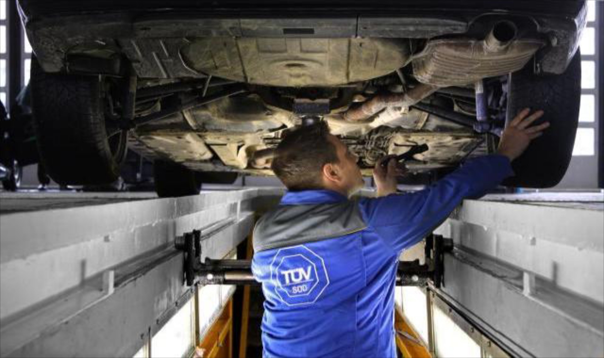 Το πιο ζημιάρικο αυτοκίνητο στο ΚΤΕΟ Γερμανίας – Είναι Tesla