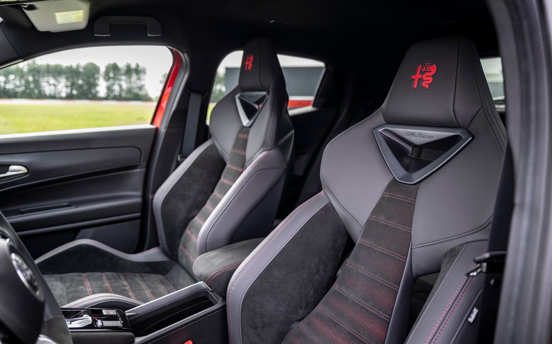 Η φθηνότερη Alfa Romeo στην Ελλάδα – Έχει κάτω από 29.000 ευρώ και είναι πανέμορφη