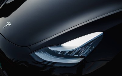 Έρχεται το φθηνότερο Tesla - Mε τιμή κάτω από 30.000 ευρώ