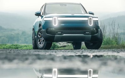 Βραχυκύκλωσε ηλεκτρικό αυτοκίνητο – Γυναίκα έμεινε κλεισμένη μέσα 45 λεπτά