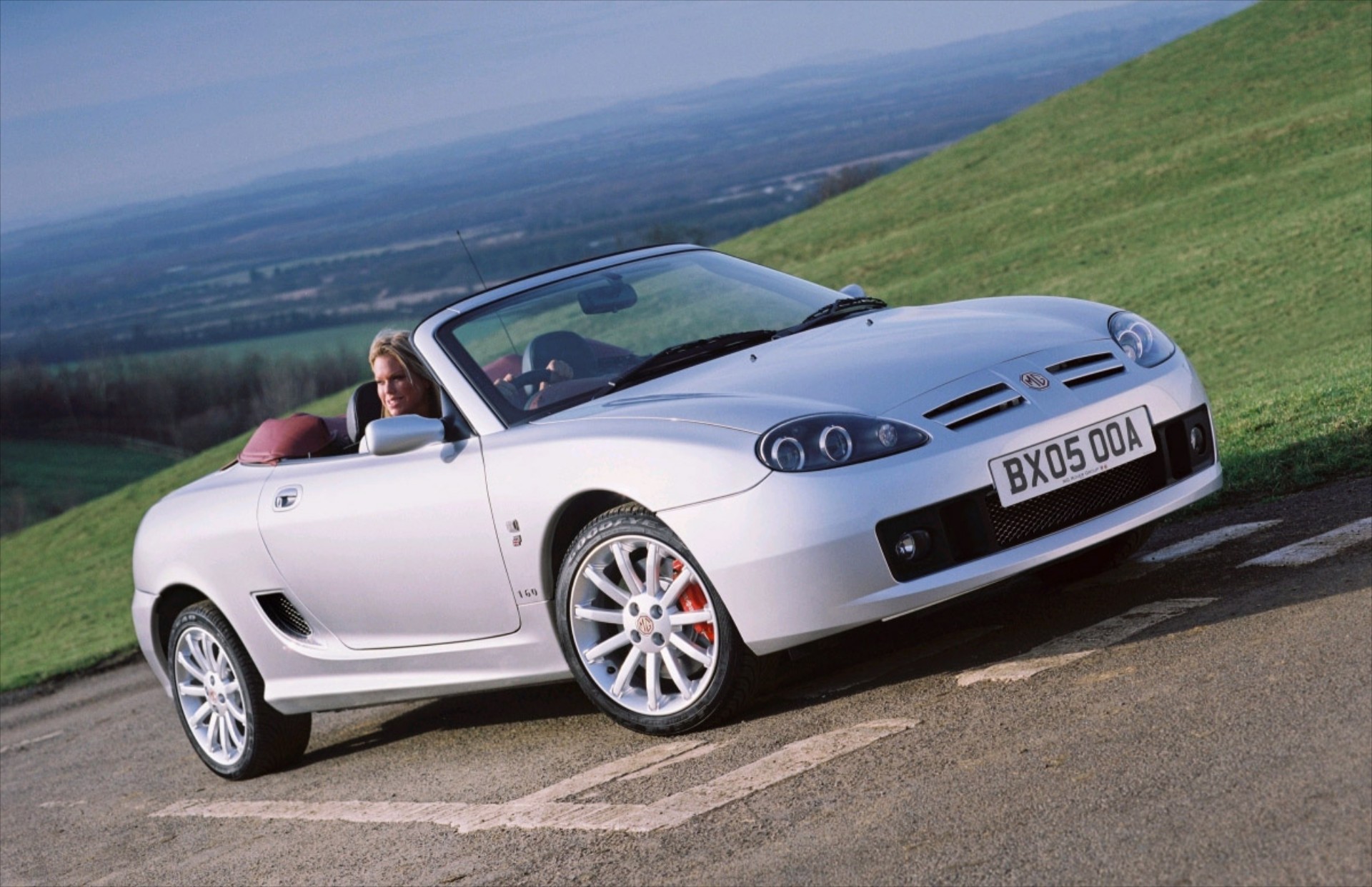 Η MG ετοιμάζει νέα sport μοντέλα

