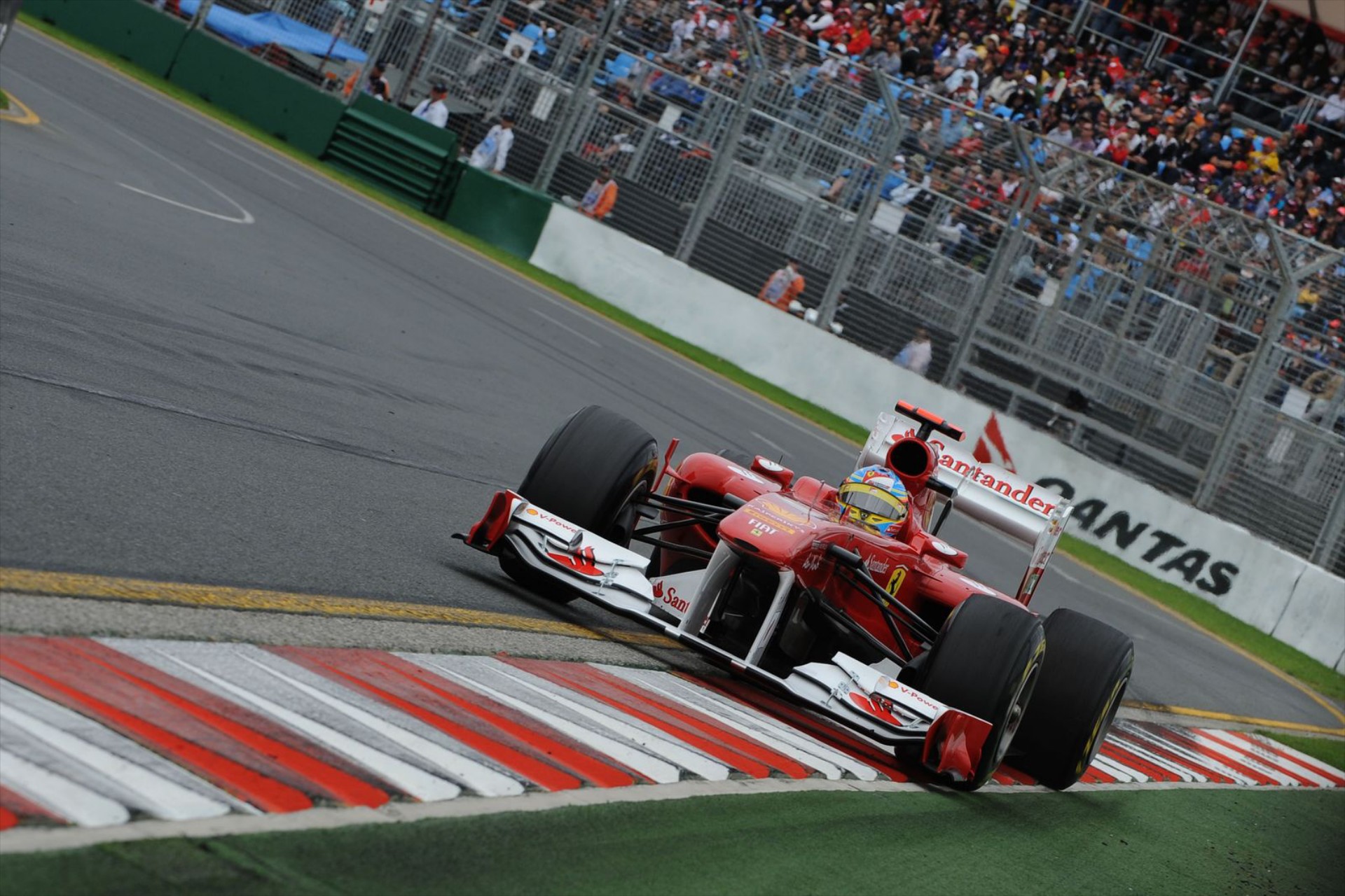 F1: Αναζητά απαντήσεις η Ferrari