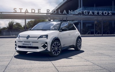 Έκδοση Roland Garros για το Renault 5 E-Tech! Τι τιμή έχει; Σε τι διαφέρει;