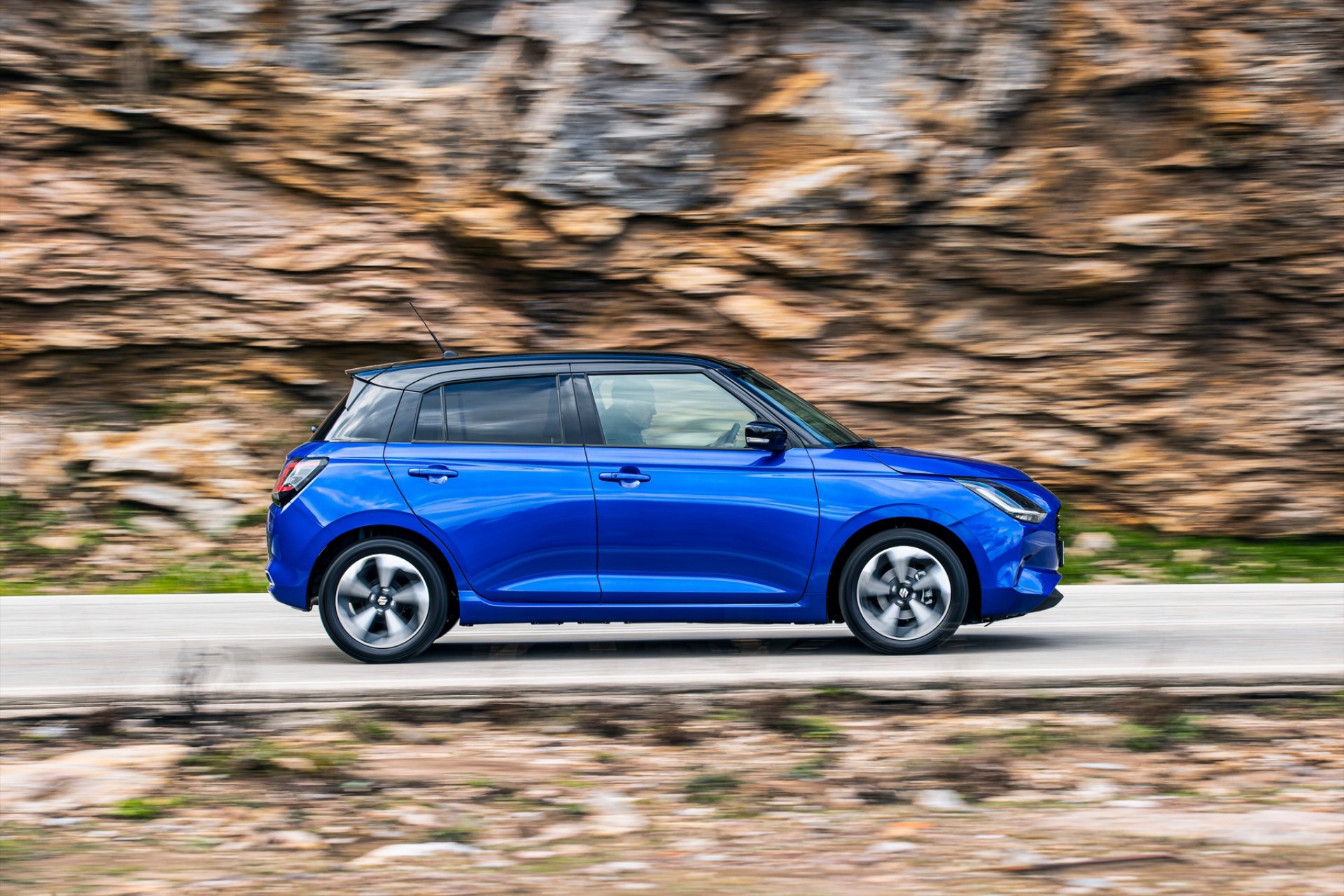 Έκπτωση για το αυτόματο υβριδικό supermini που καίει 4,9 lt/100km και έχει μηδενικά Τέλη – Τιμή στην Ελλάδα