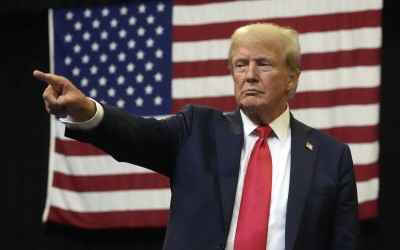 To είπε και το έκανε ο Trump! Δασμοί 25% στα εισαγόμενα αυτοκίνητα, τι σημαίνει στην πράξη αυτό;