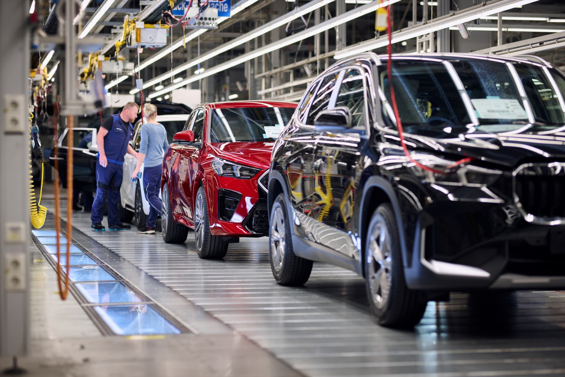 Το εργοστάσιο της BMW που φτιάχνει 1 αυτοκίνητο κάθε 57 δευτερόλεπτα  
