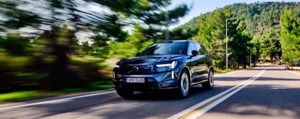 Δοκιμή Volvo EX90 Performance 517 PS: Supercomputer 