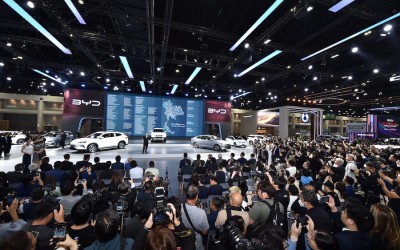Η BYD ξεπέρασε σε πωλήσεις την Toyota – Η έκθεση που έγραψε ιστορία