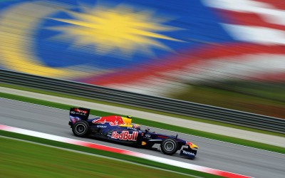 F1: Ταχύτερος ο Webber στα πρώτα δοκιμαστικά