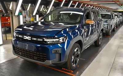 H Dacia σπάει όλα τα ρεκόρ – Φτιάχνει ένα αυτοκίνητο κάθε 55 δευτερόλεπτα