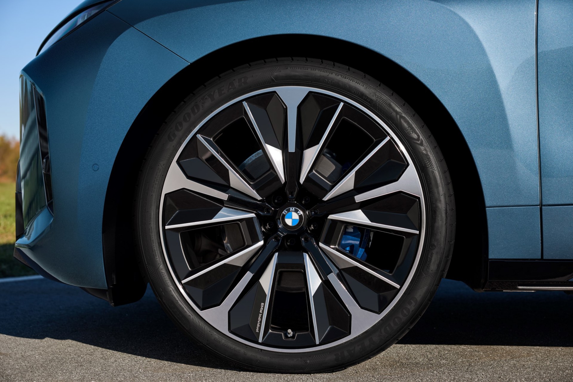 Το SUV της BMW που καίει 4,36 ευρώ στα 100 km – Νέες τιμές και εκδόσεις στην Ελλάδα