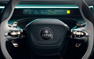 Για πρώτη φορά στην Ελλάδα το SUV των 918 ίππων – Πού πήρε πινακίδες; Με ποιον τρόπο αγοράστηκε;