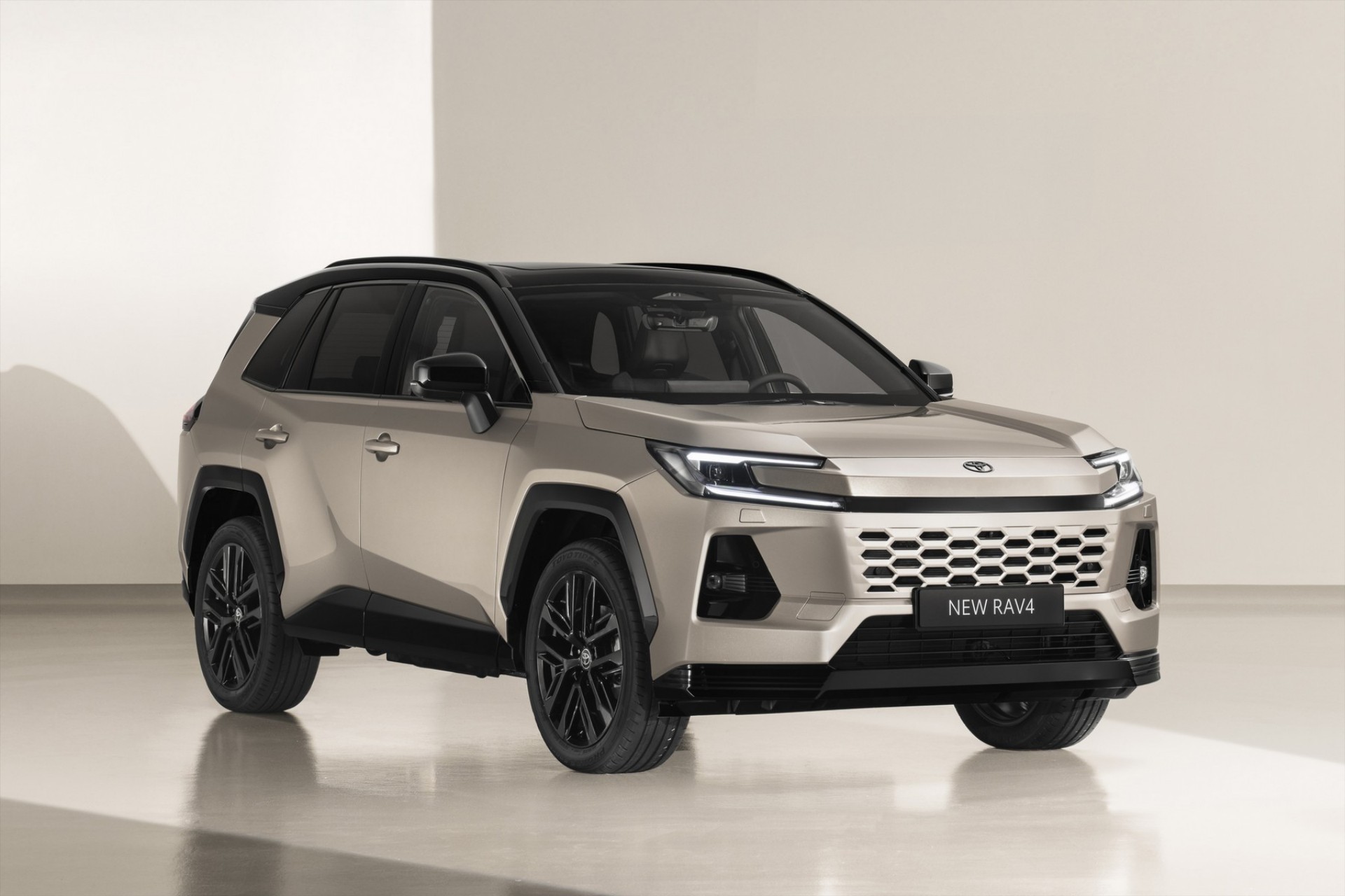 Τι ξεχωριστό έχει το νέο Toyota RAV4