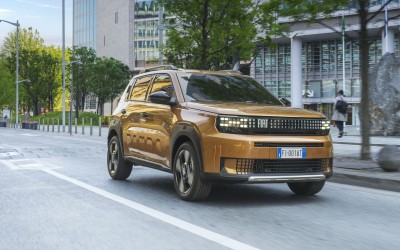 Οδηγούμε στην Ιταλία το νέο FIAT Grande Panda Hybrid