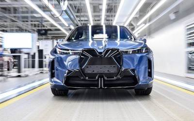 Η μαύρη τρύπα της BMW – Χάνει εκατομμύρια ημερησίως
