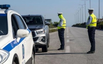 Νέος ΚΟΚ: 8 χρόνια χωρίς δίπλωμα - Η κίνηση που δεν θα κάνεις ποτέ ξανά στο αυτοκίνητο
