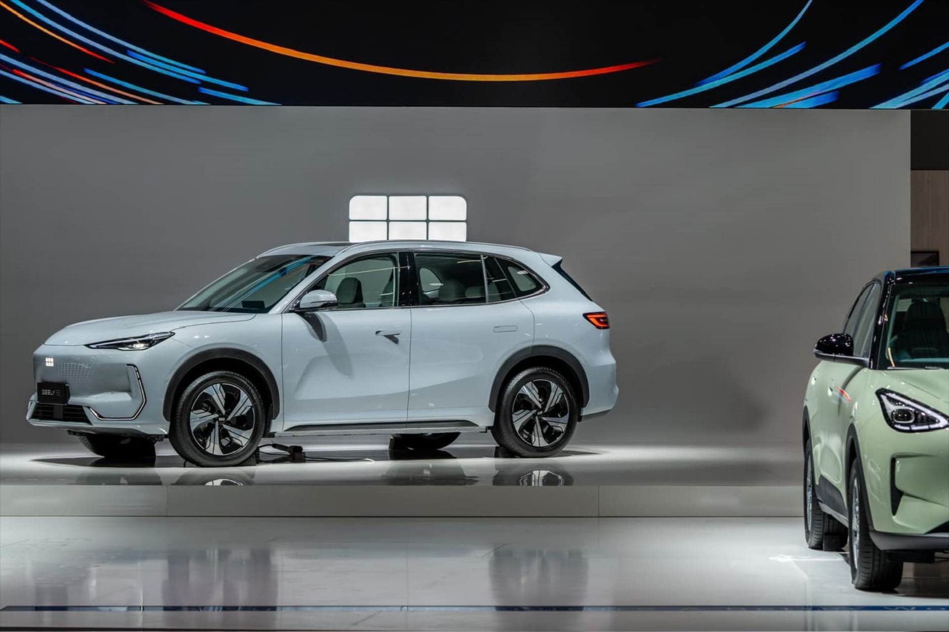Αυτό είναι το νέο SUV που πήρε πινακίδες στην Ελλάδα – Ποια είναι η τιμή του